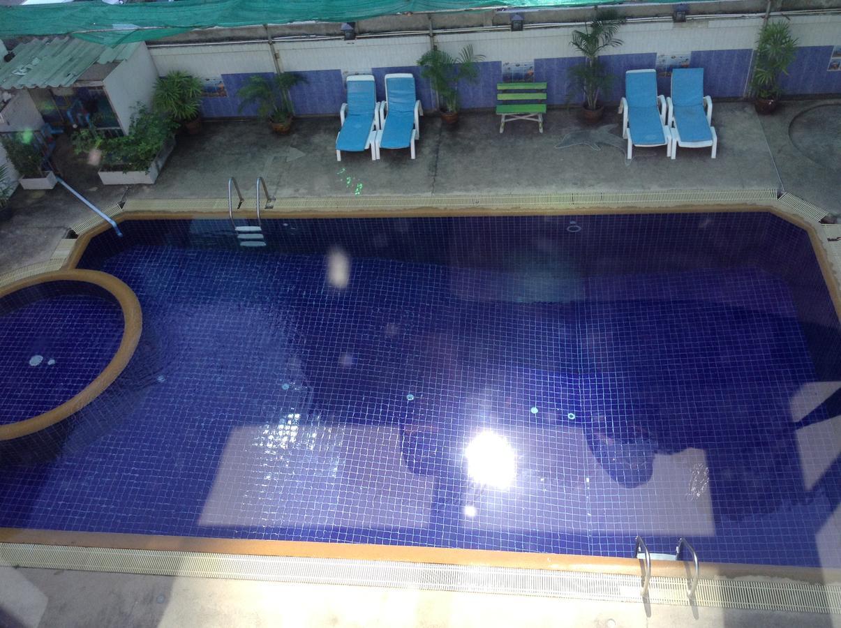 Jomtien Cozy Inn Pattaya Buitenkant foto