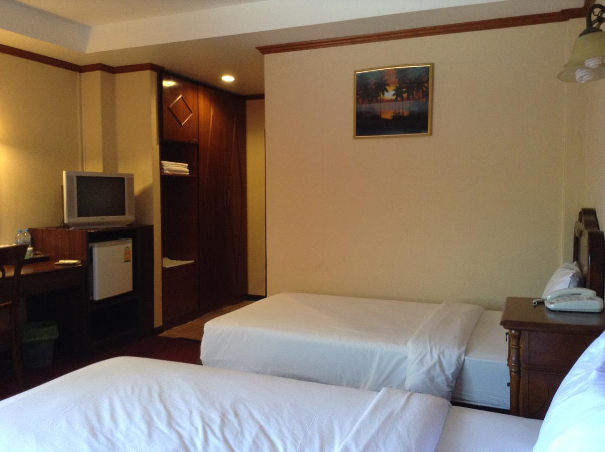 Jomtien Cozy Inn Pattaya Buitenkant foto