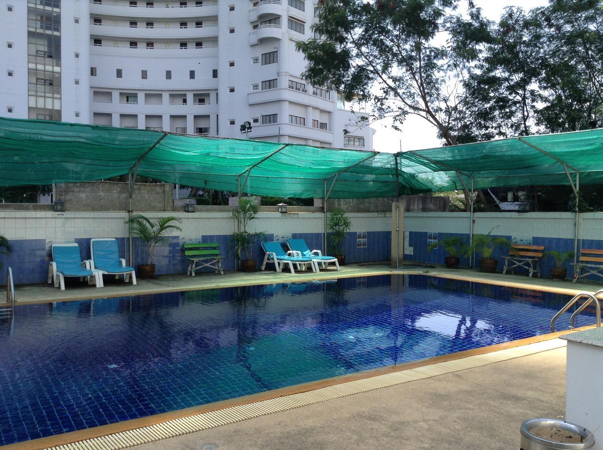Jomtien Cozy Inn Pattaya Buitenkant foto